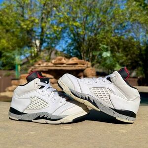 Jordan 5 Retro‎ White Black Silver University Red - Toddler Size 9C (440890-104)